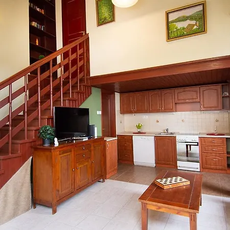 Zsofia Apartment *
